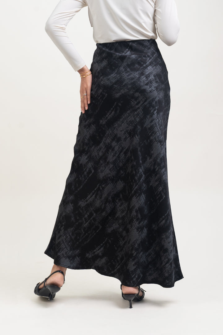 Elvina Printed Satin Skirt Black