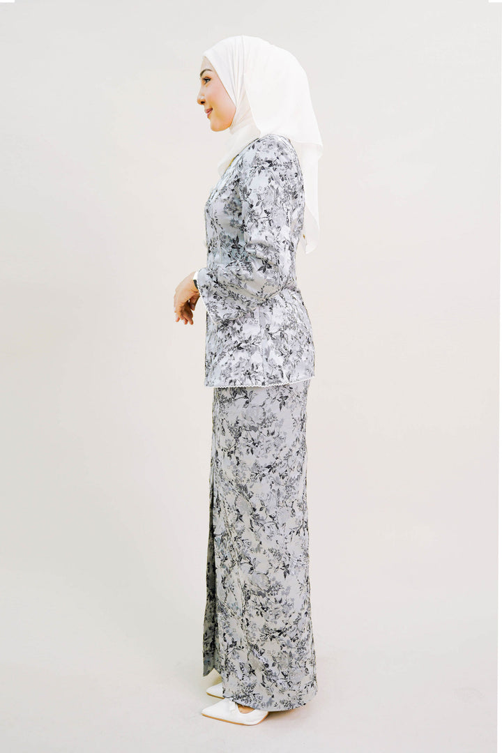 Clarisa Kurung in Grey