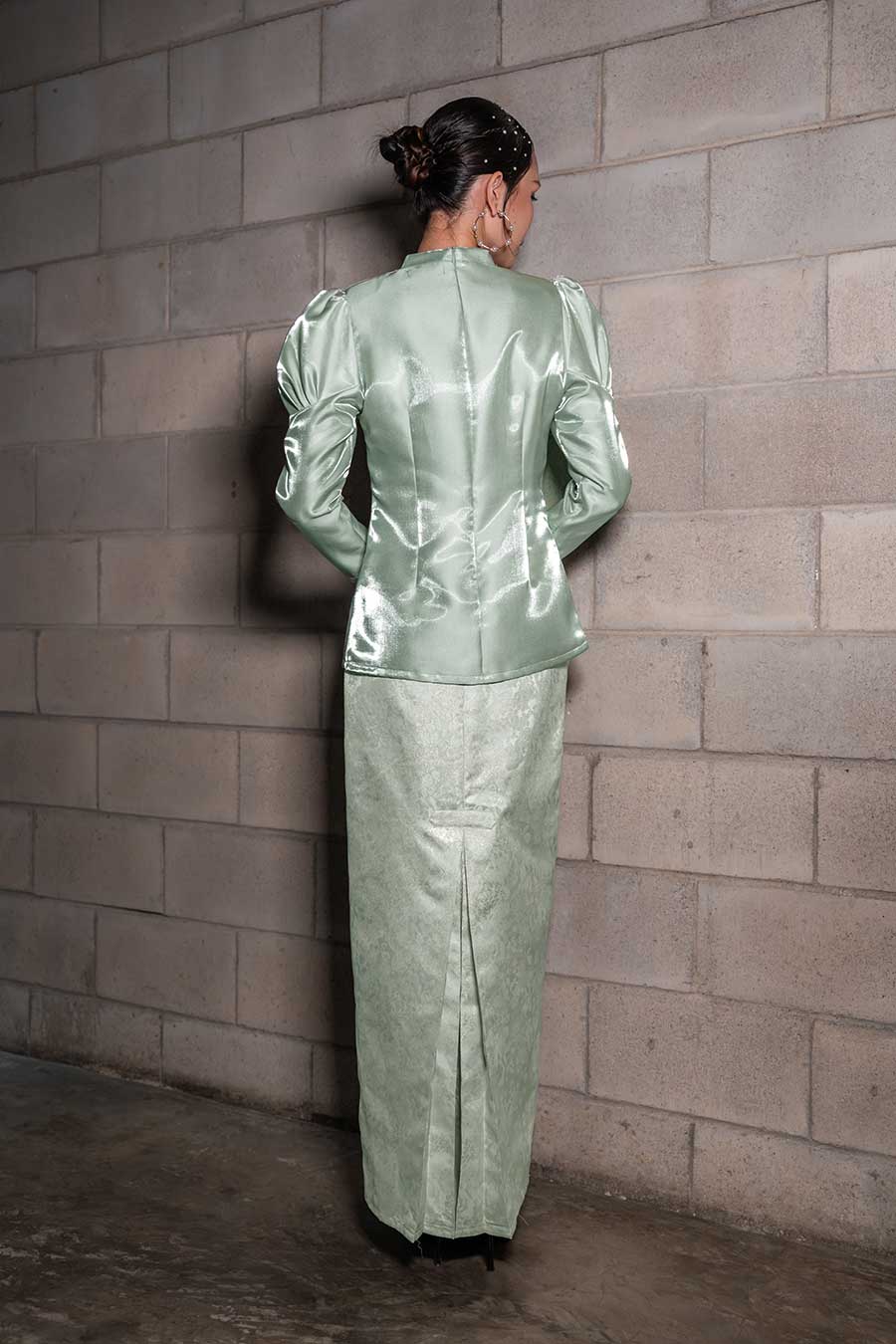 Zeeya Kurung in Dusty Green