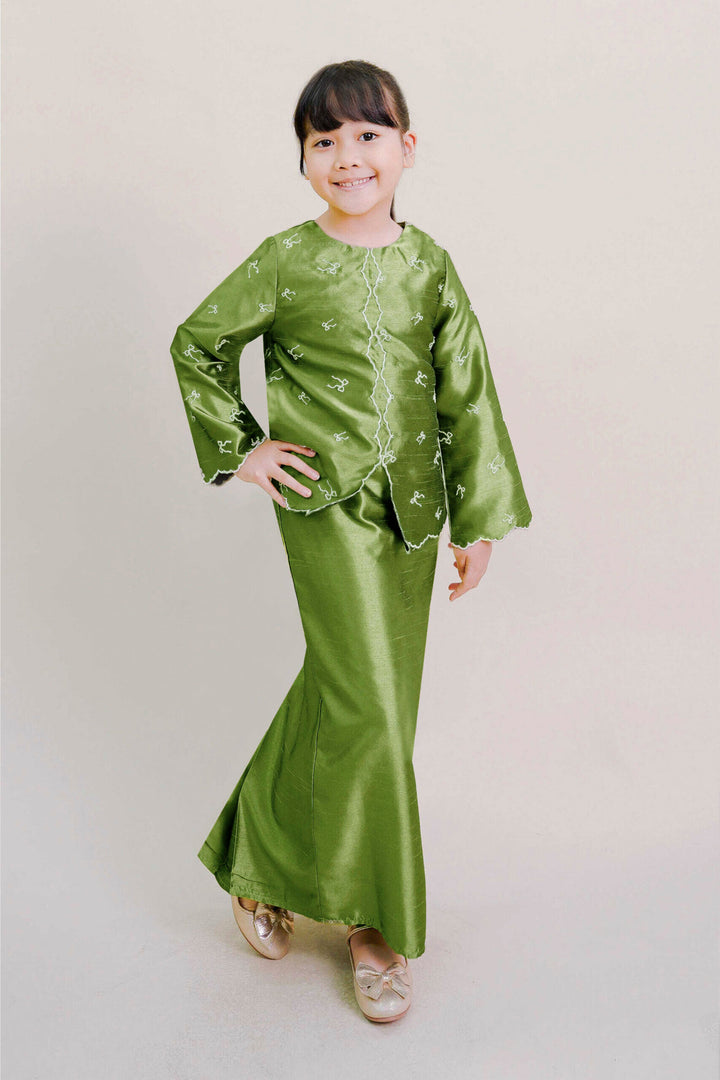 Ilona Kids Kebaya Modern in Green