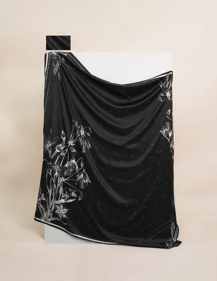 Hana Satin Printed Square Black
