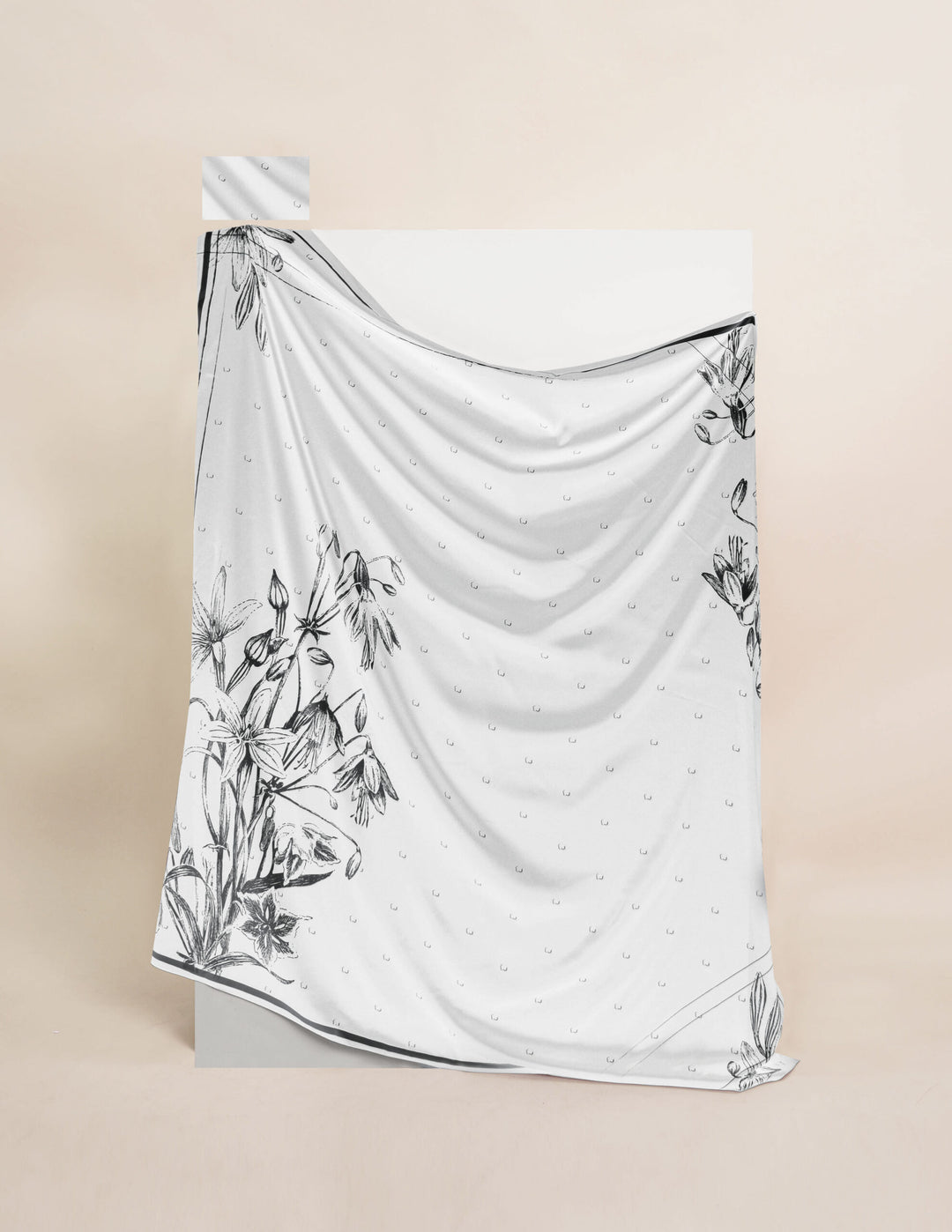 Hana Satin Printed Square White