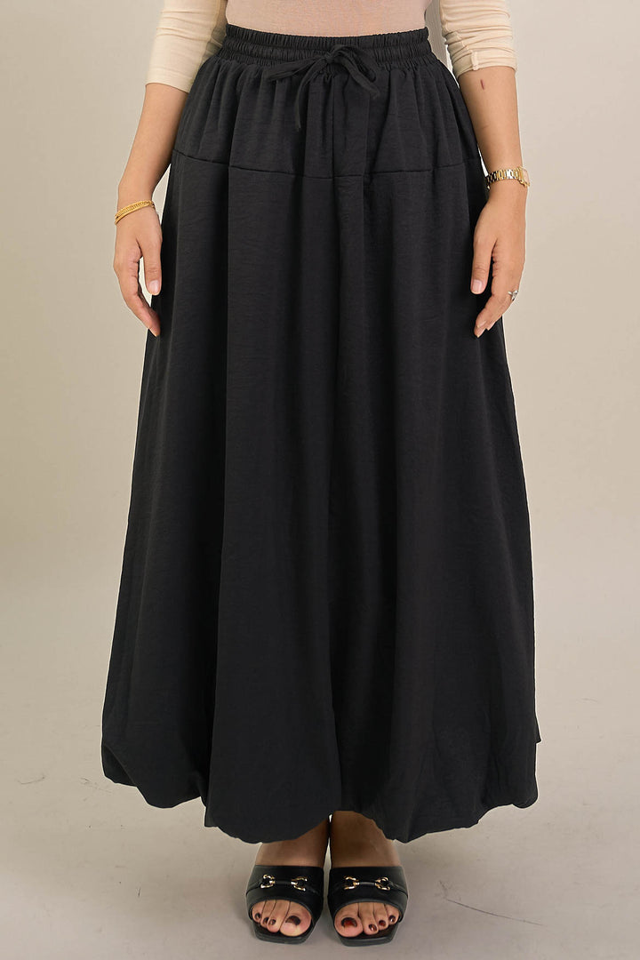 Zyla Balloon Skirt Black