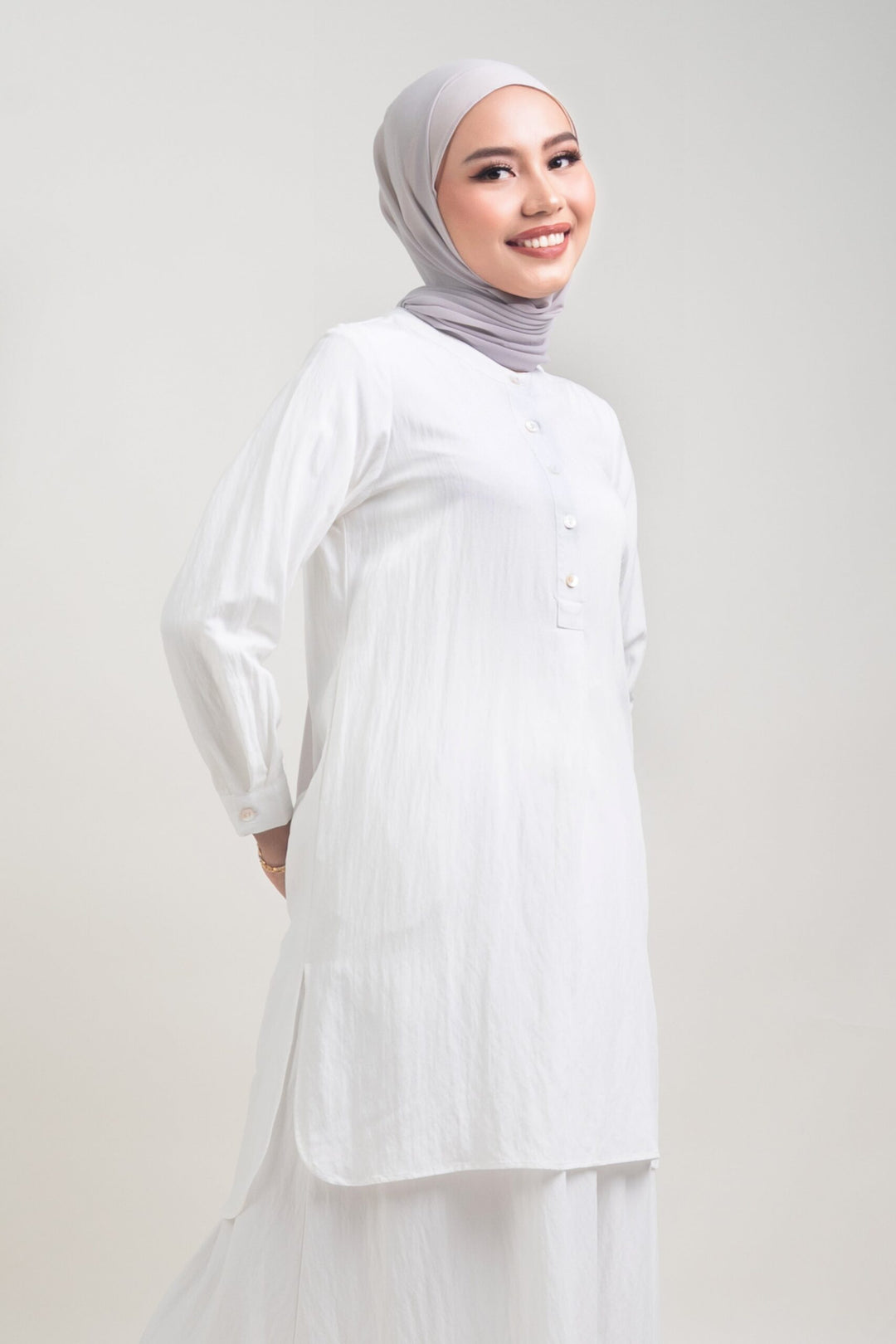 Lunara Cotton Long Blouse White
