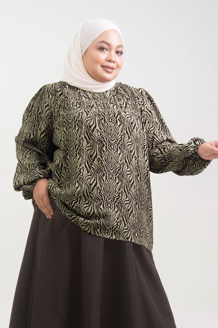 Bellinda Plus Size Printed Blouse Coffee
