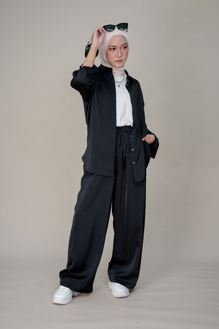 Eloise Satin Pants Black