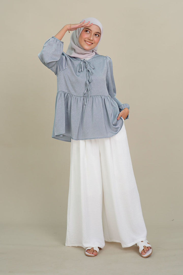 Jane Ruffle Top Greyish Blue