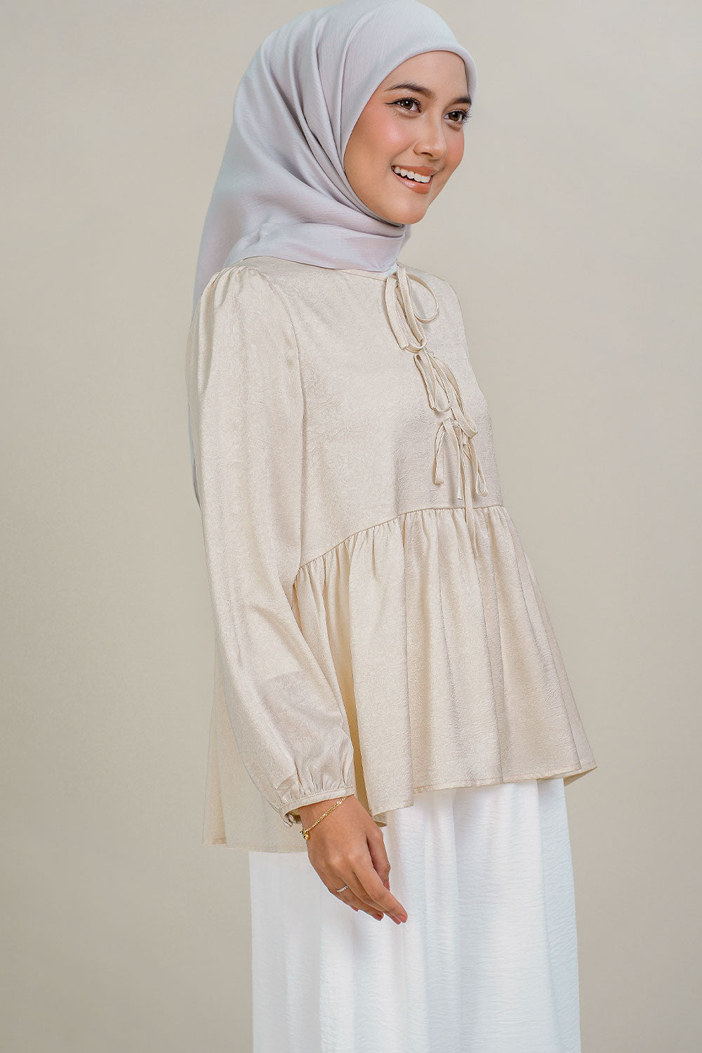 Jane Ruffle Top Beige