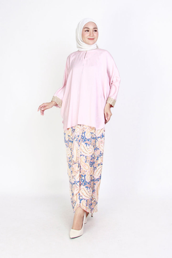 Dewi Plain Batwing Blouse Pink