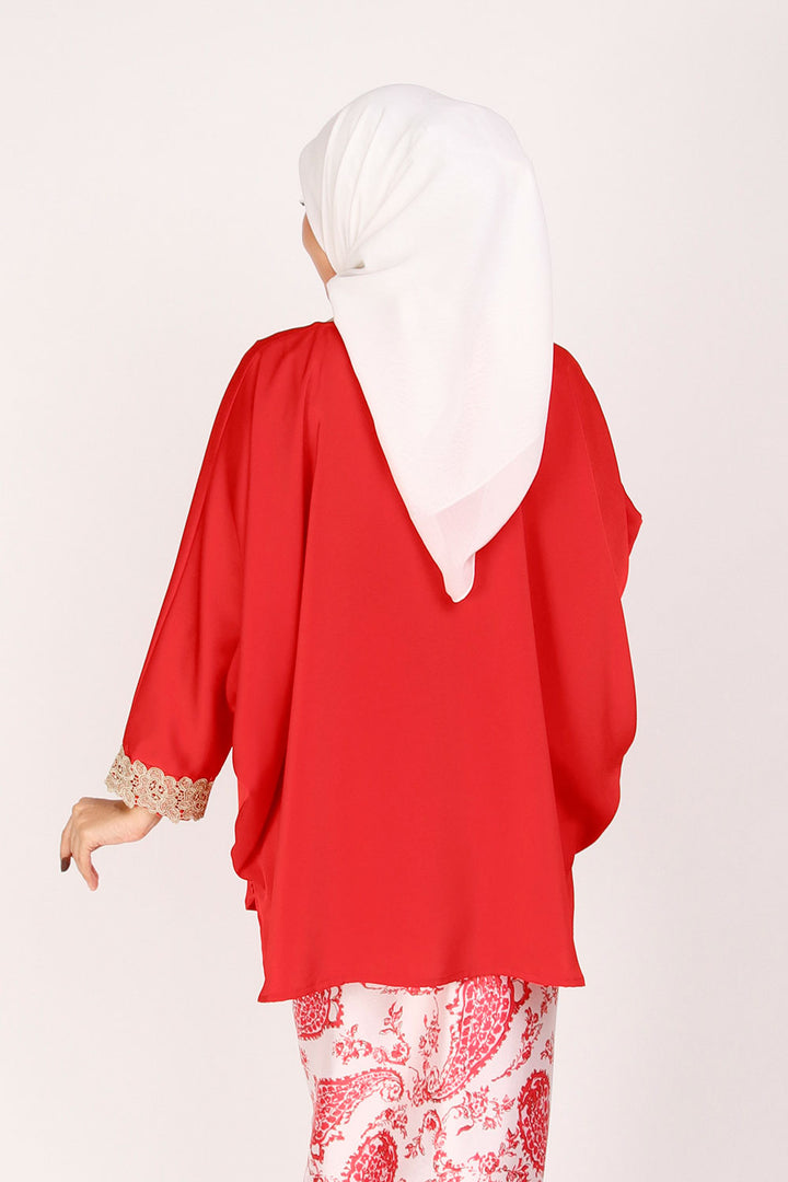 Dewi Plain Batwing Blouse Red