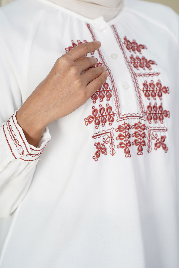 Rani Blouse Embroidery Off White