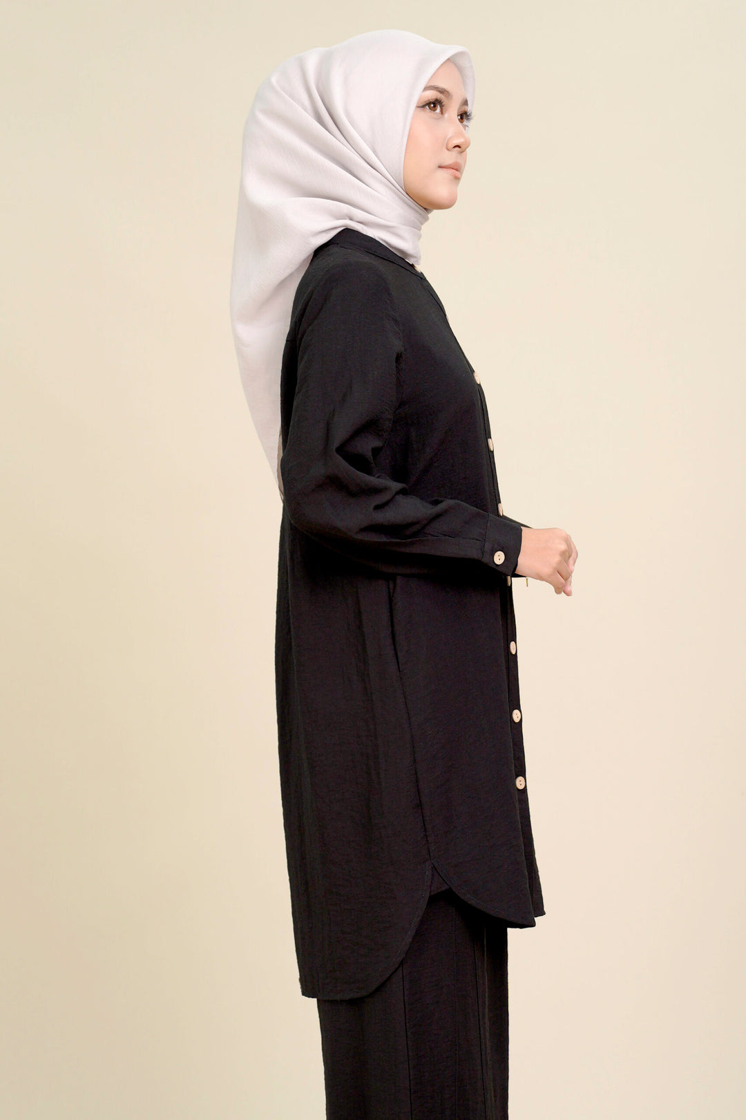 Boneta Long Blouse Black