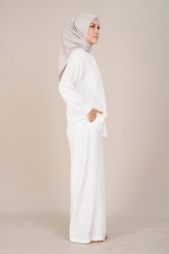 Alodia Blouse White