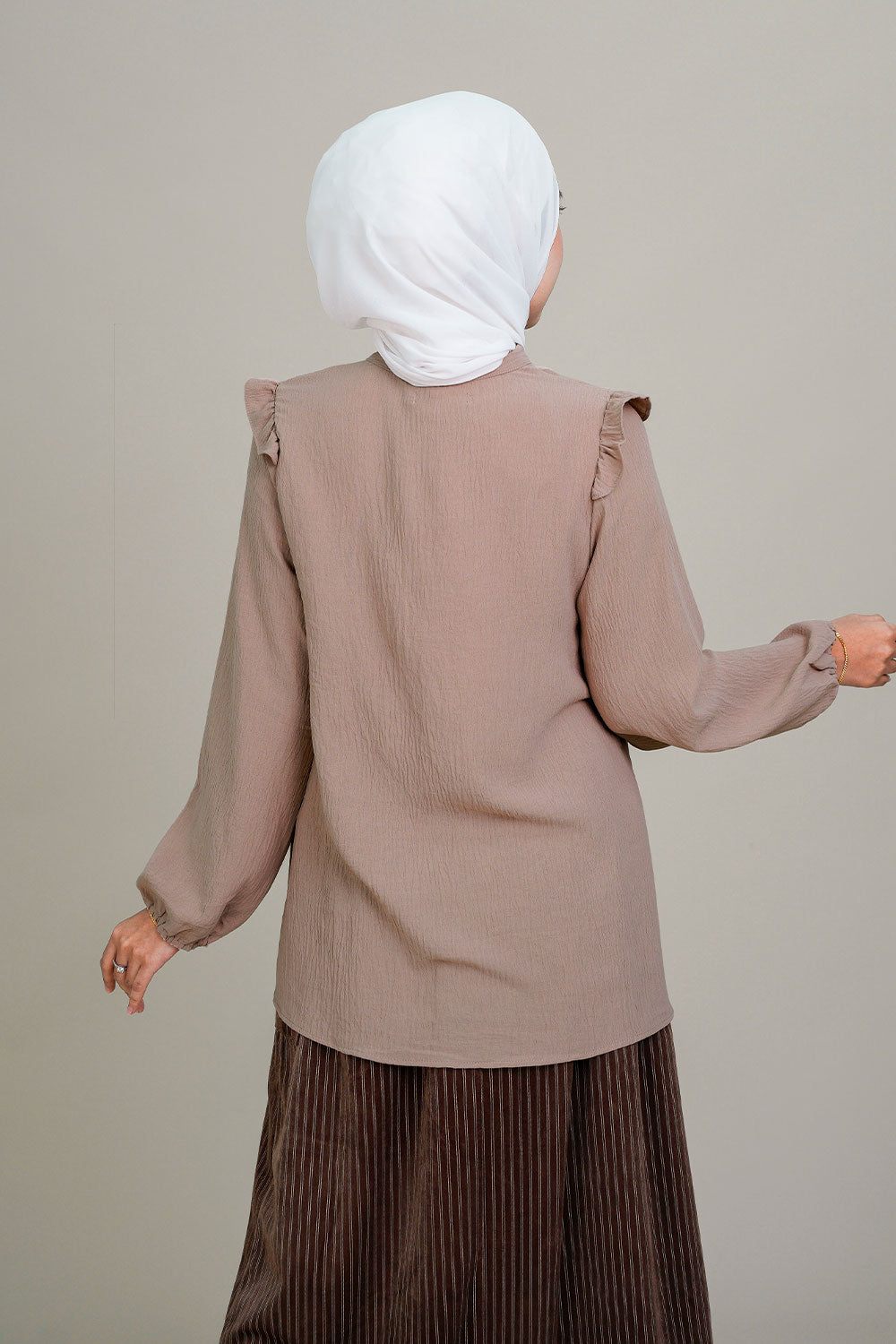 Nadia Ruffle Blouse Light Brown
