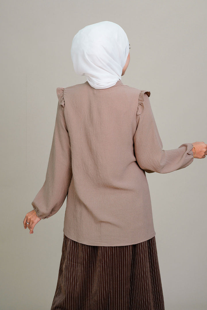 Nadia Ruffle Blouse Light Brown