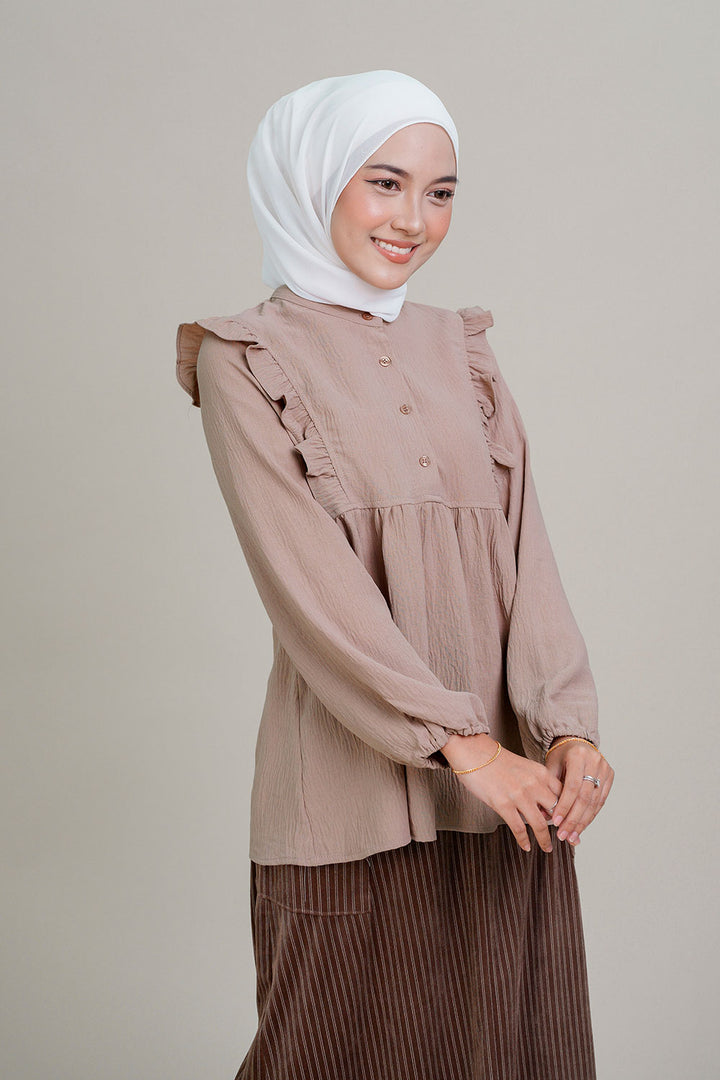 Nadia Ruffle Blouse Light Brown