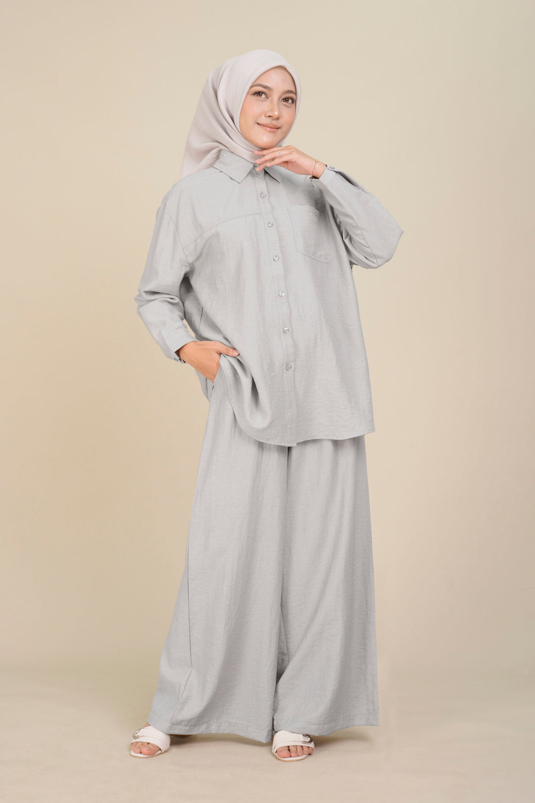 Alodia 2.0 Baggy Top Grey