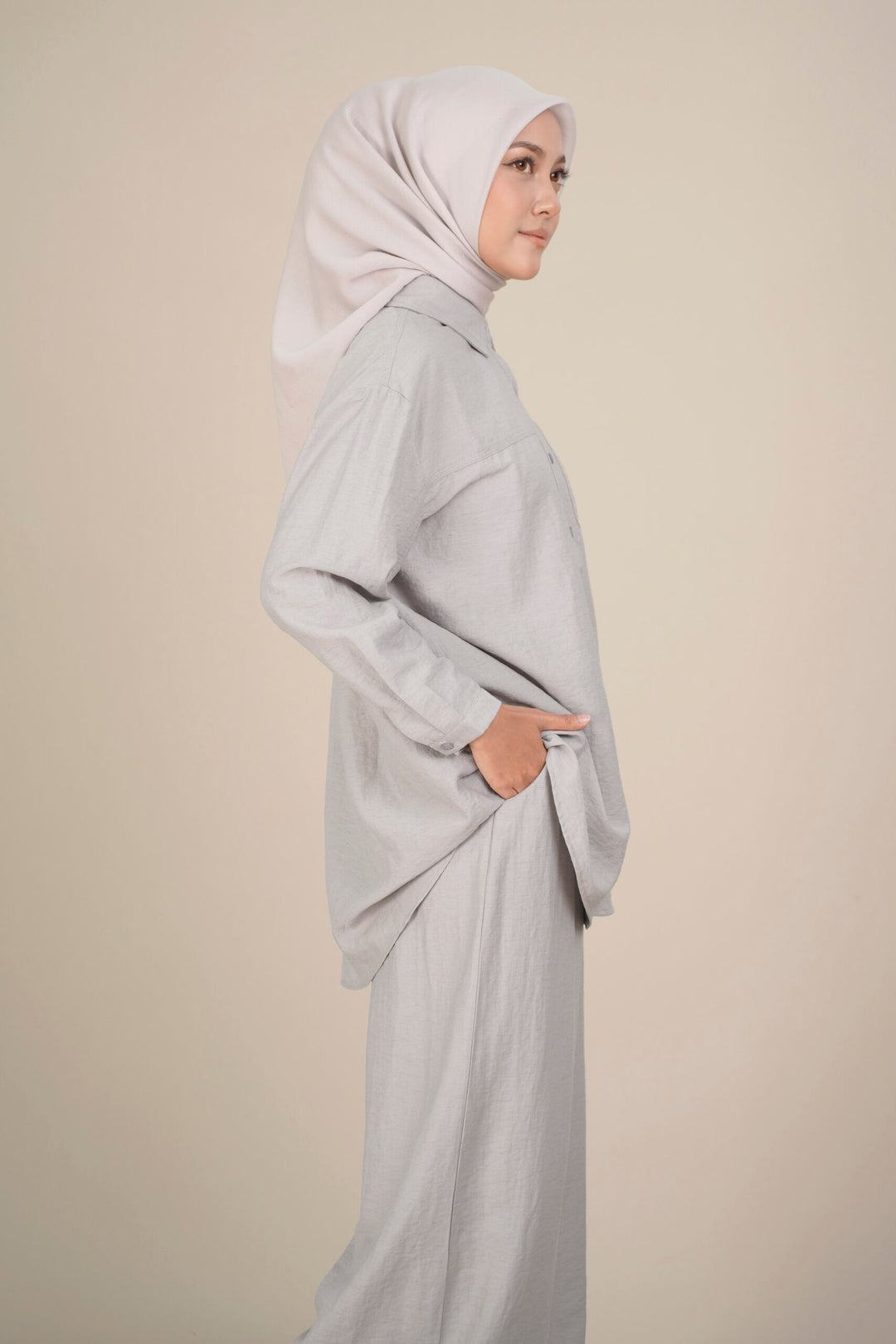Alodia 2.0 Baggy Top Grey