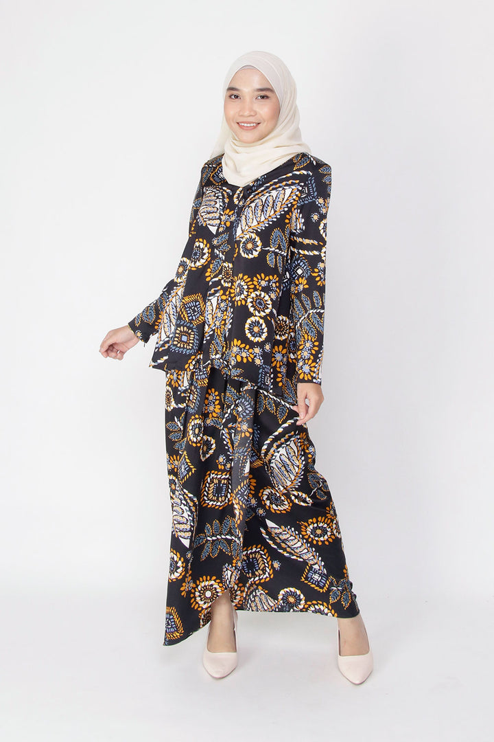 Kaseh Kebaya Kurung Black