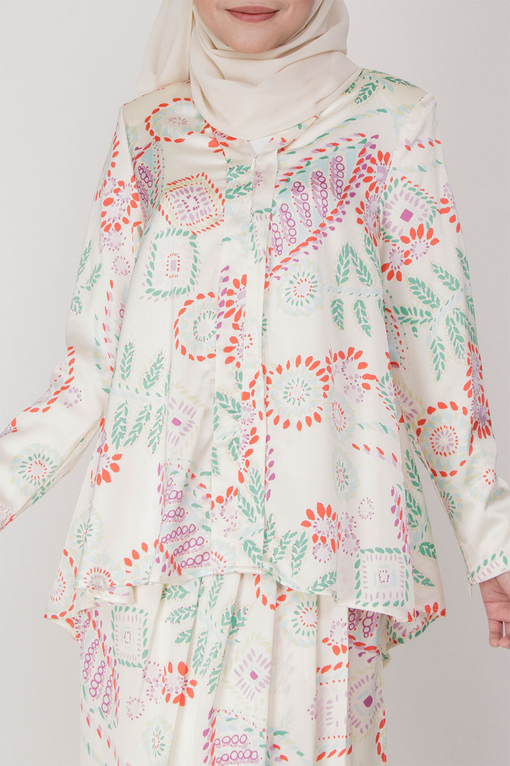 Kaseh Kebaya Kurung Cream