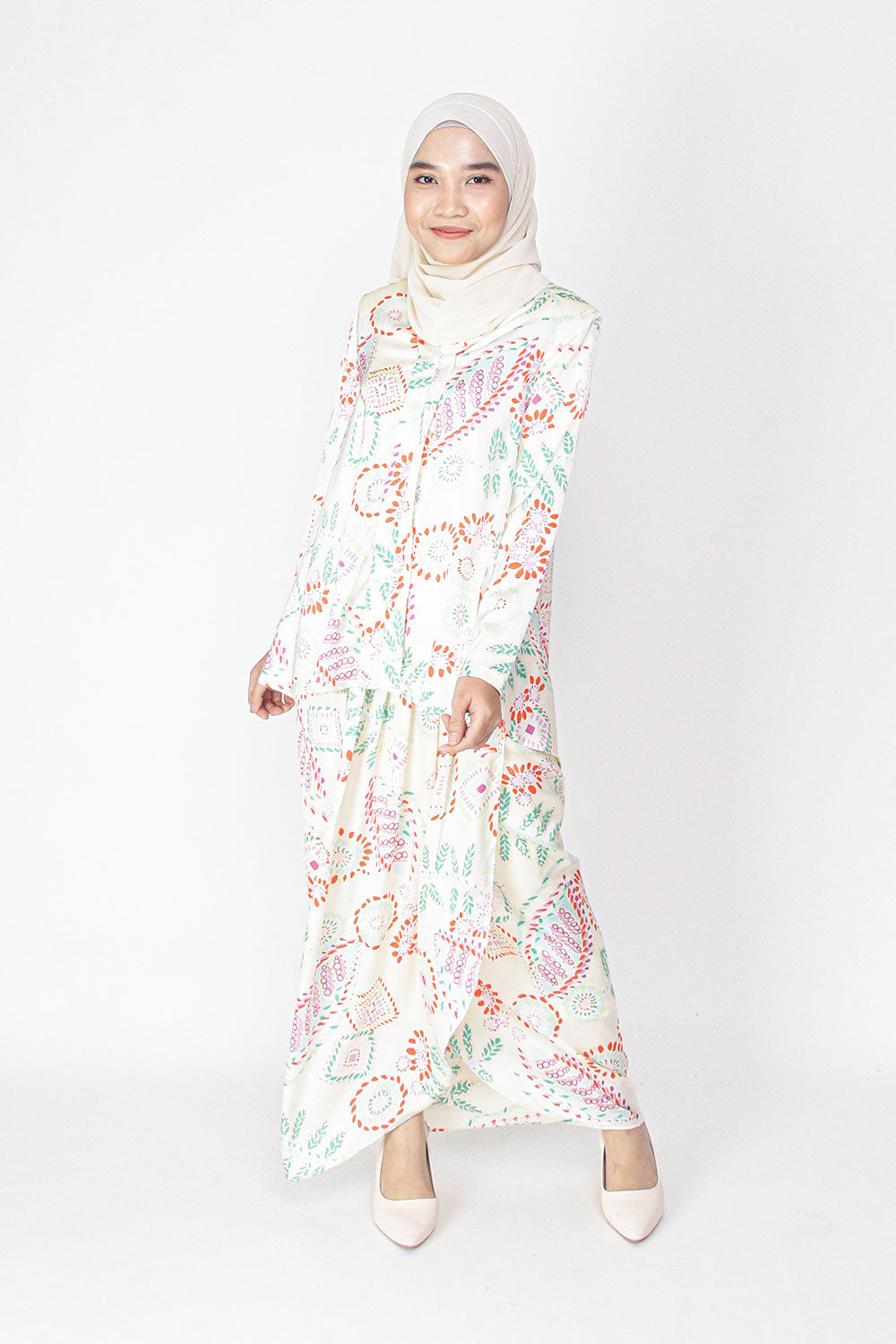 Kaseh Kebaya Kurung Cream