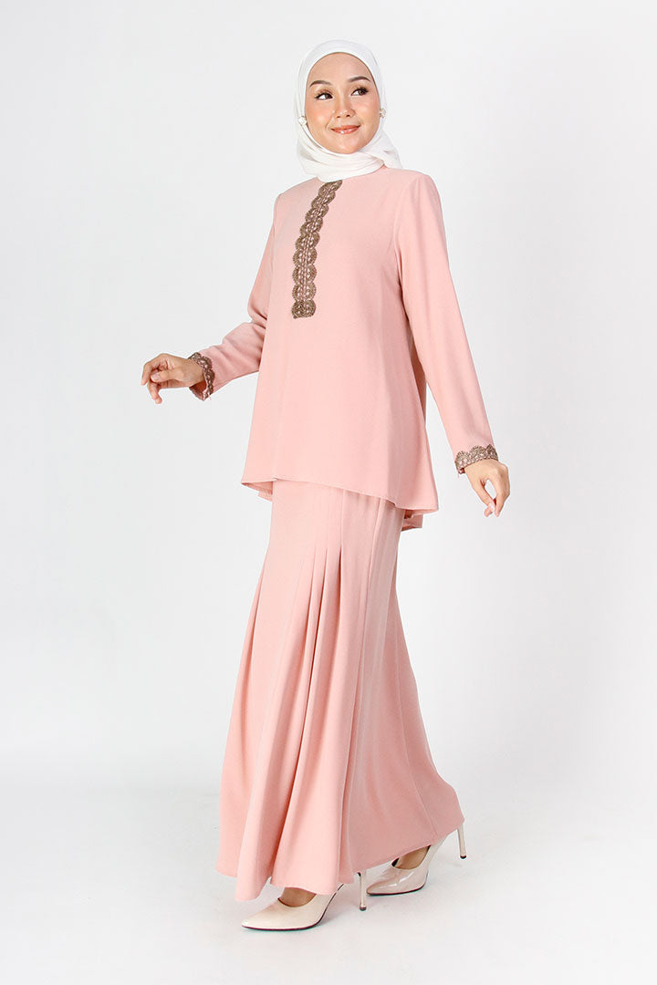 Ameesha Kurung Pink