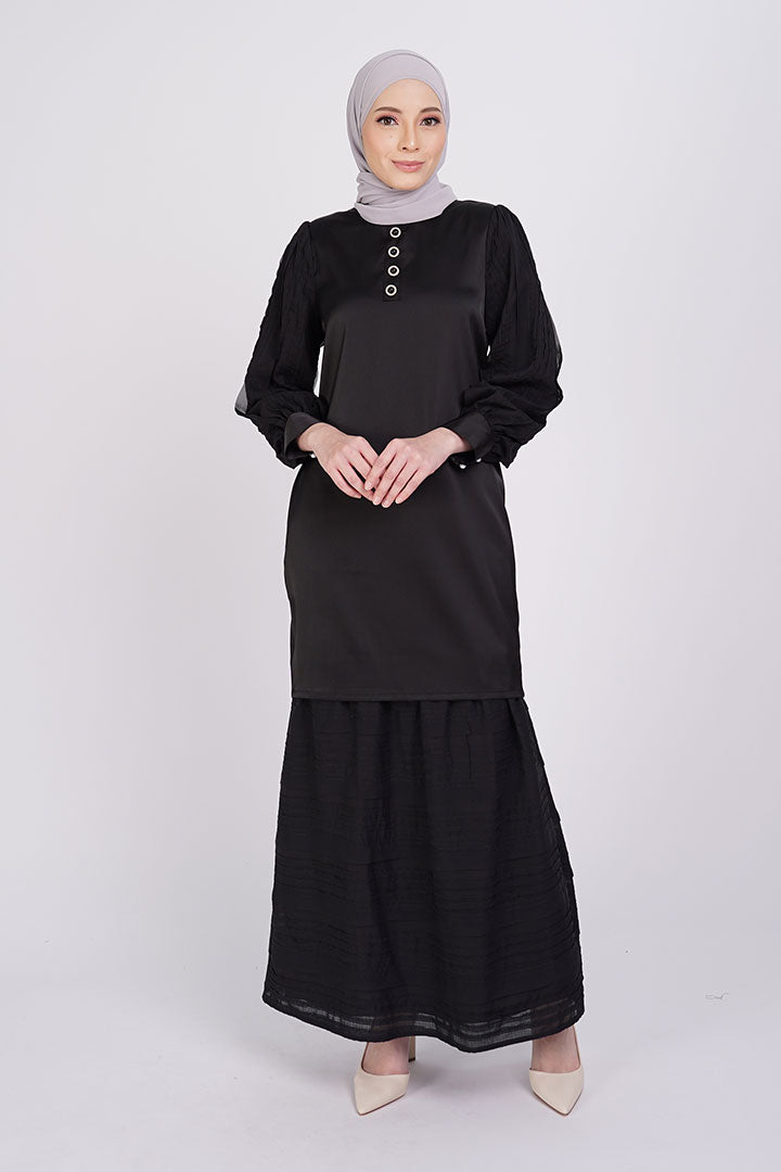 Teratai Kurung Black