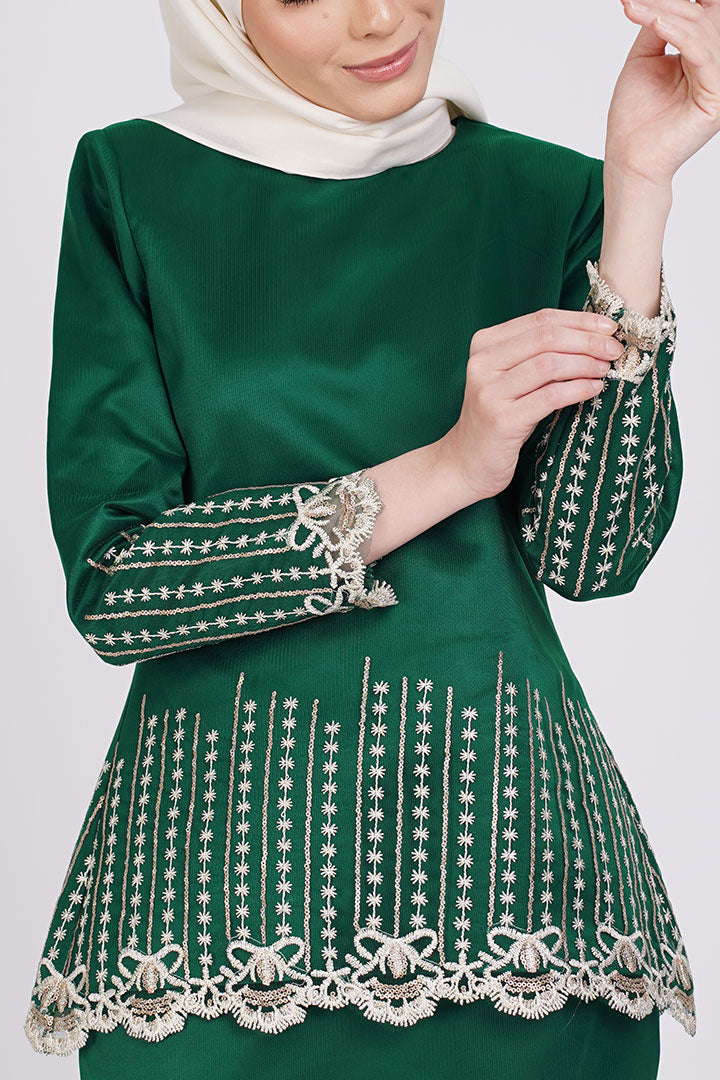 Canna Kurung Green