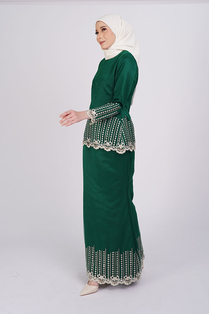 Canna Kurung Green