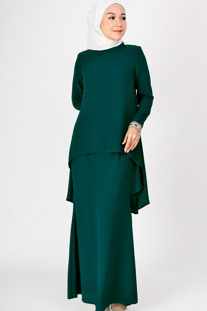 Deepika Kurung Emerald Green