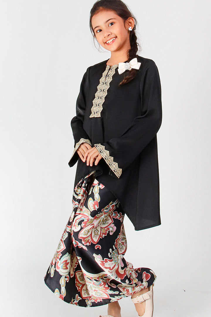Tasnim Kids Kurung Black