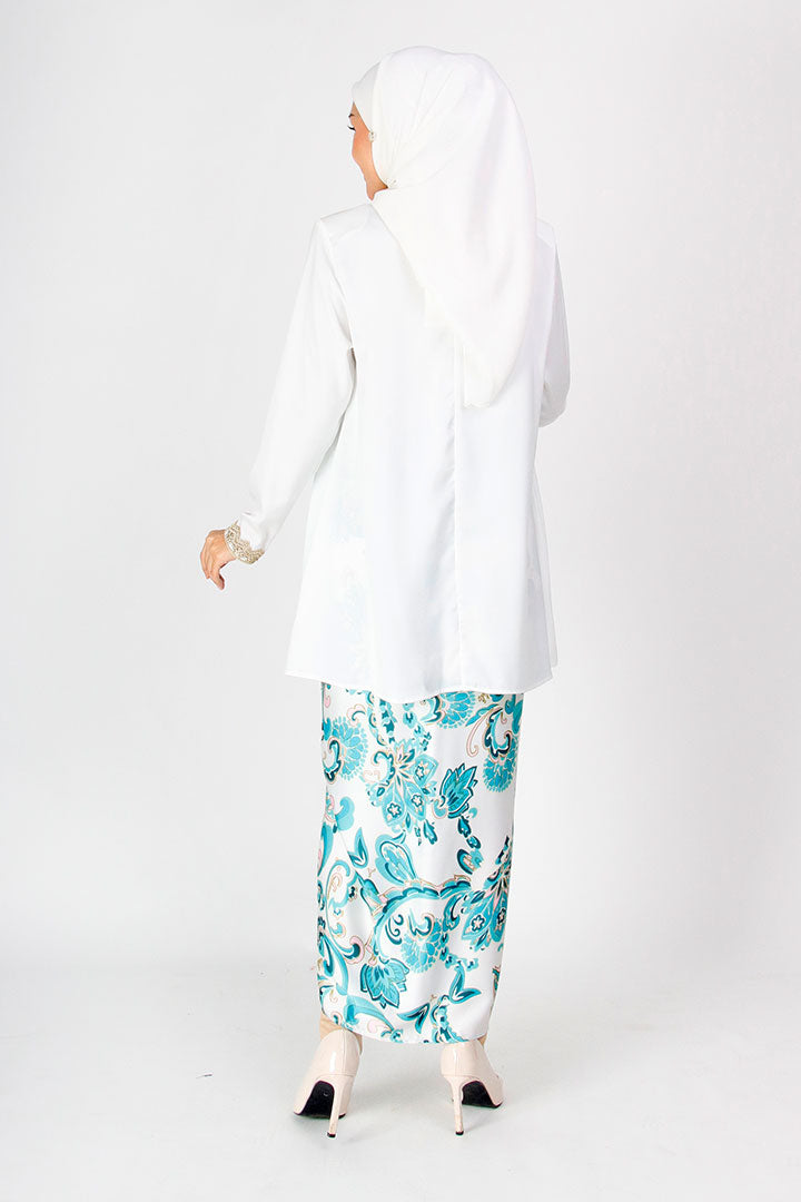 Tasnim Kurung White