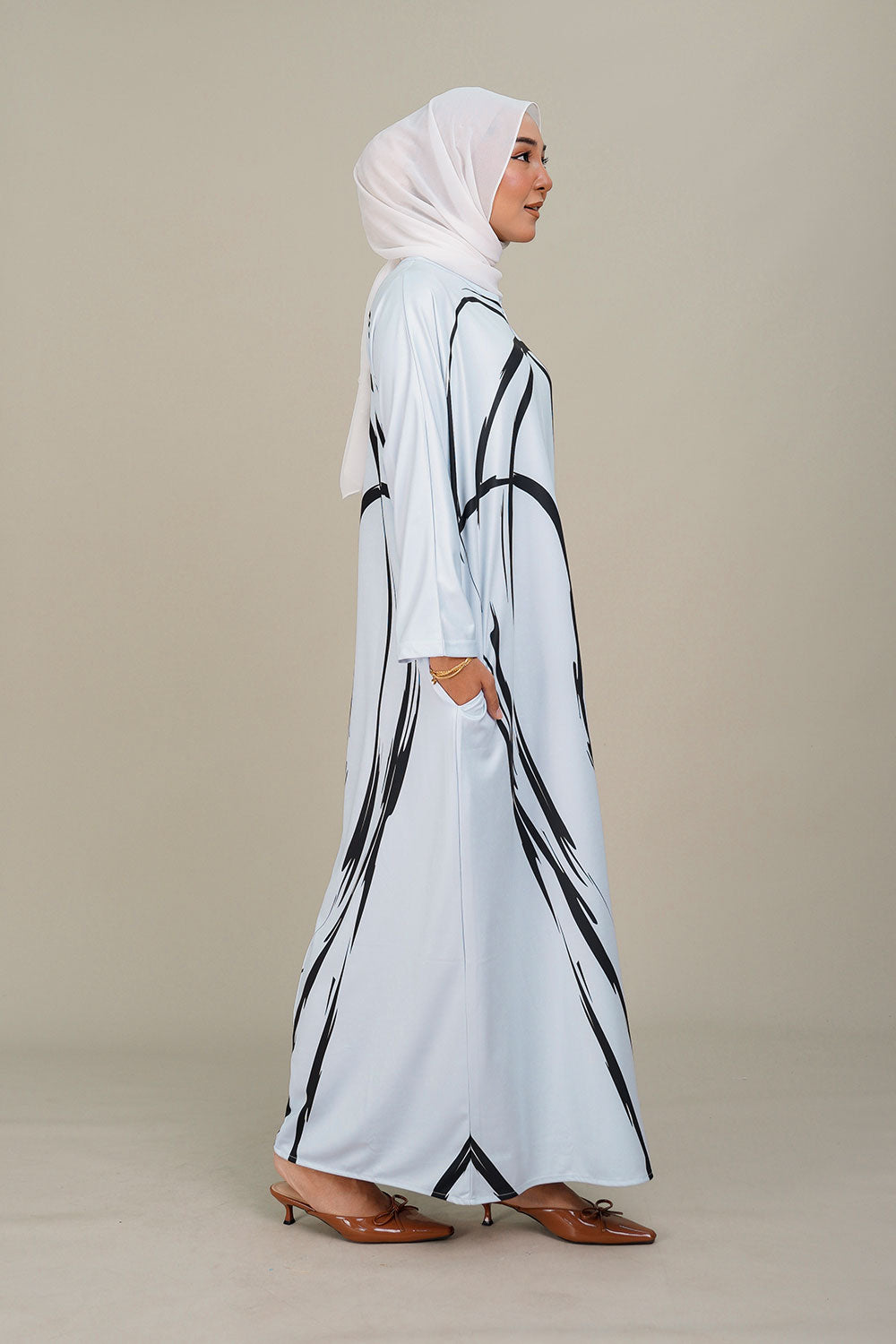 Sekar Kaftan White
