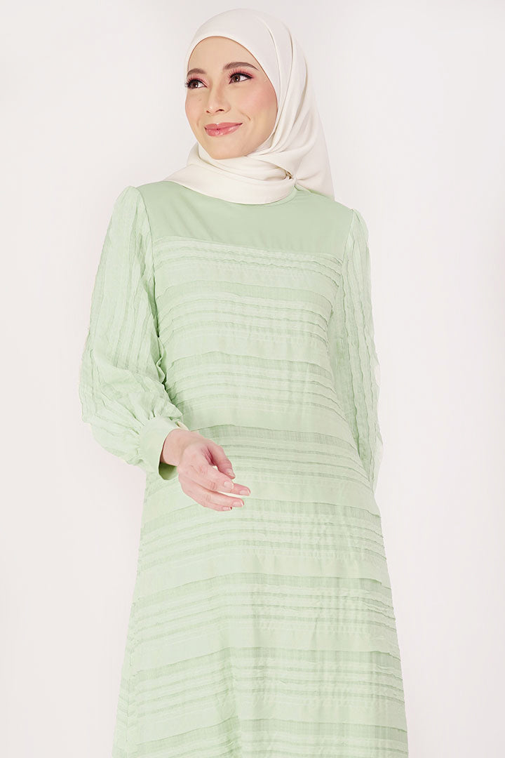 Teratai Dress Green