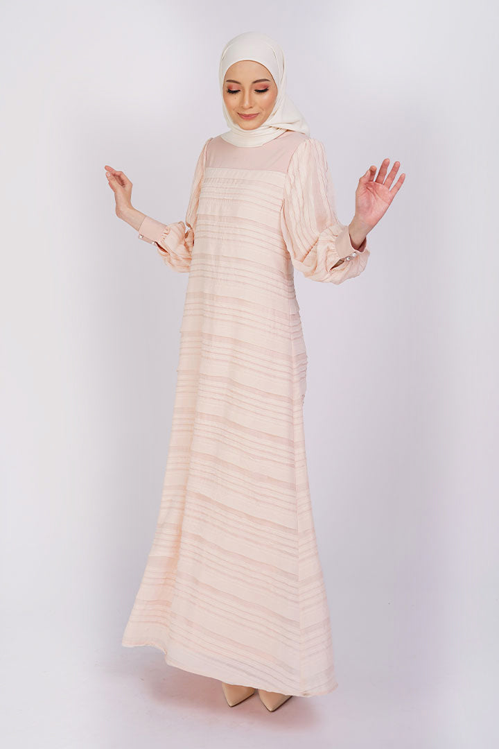Teratai Dress Peach