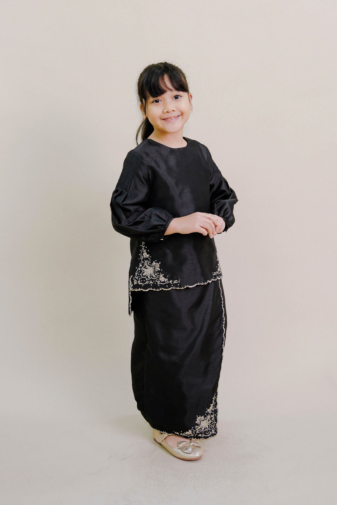 Evelyn Kids Kurung with Embroidery in Black
