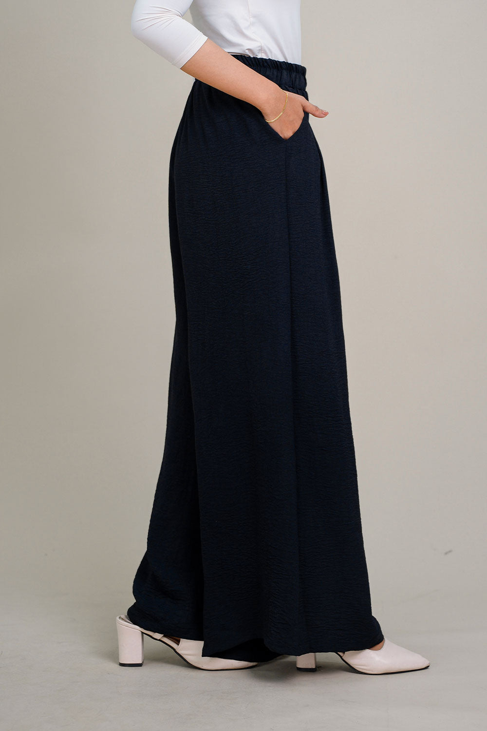 Karen Pants Black