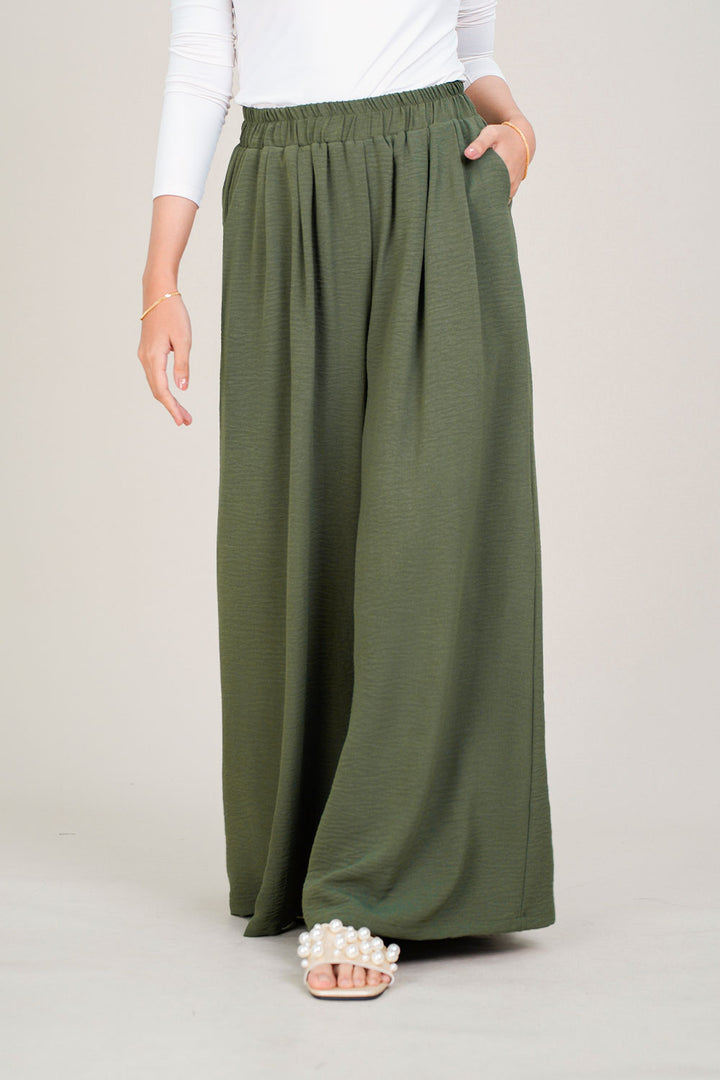 Karen Pants Green