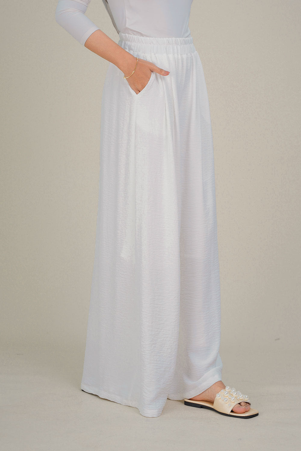 Karen Pants White