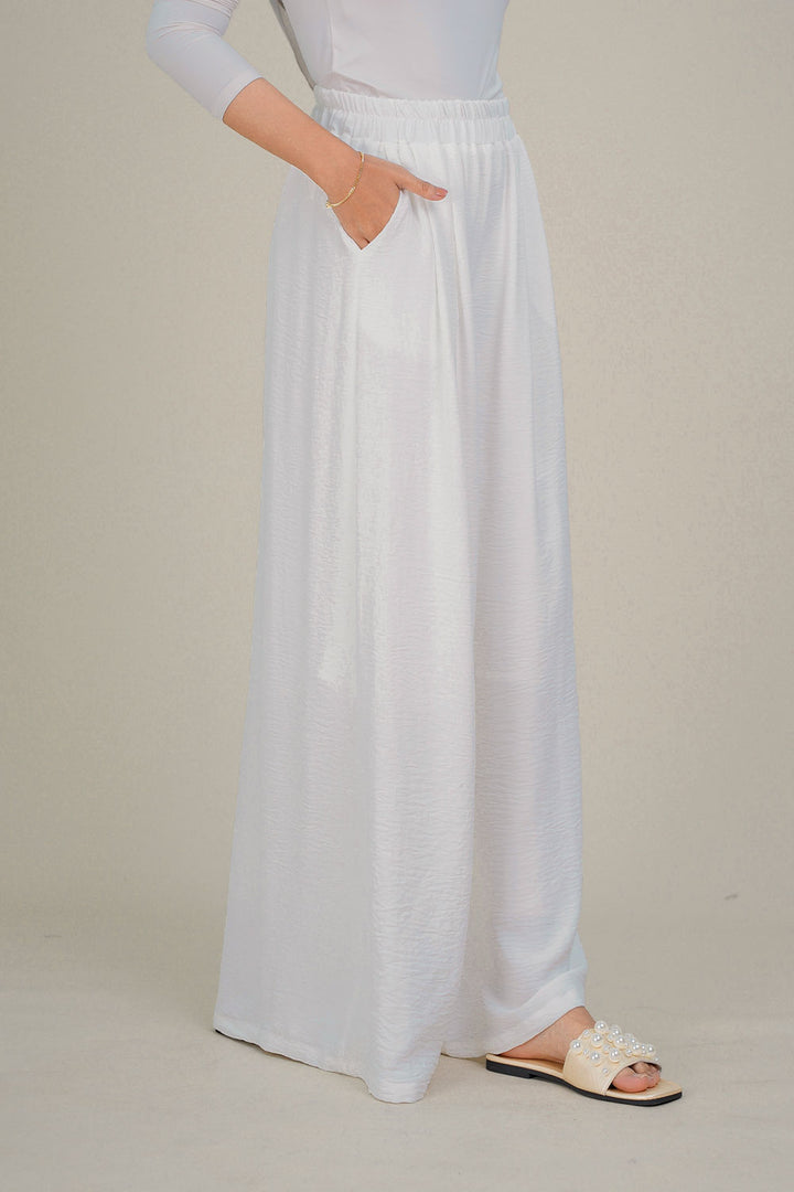 Karen Pants White