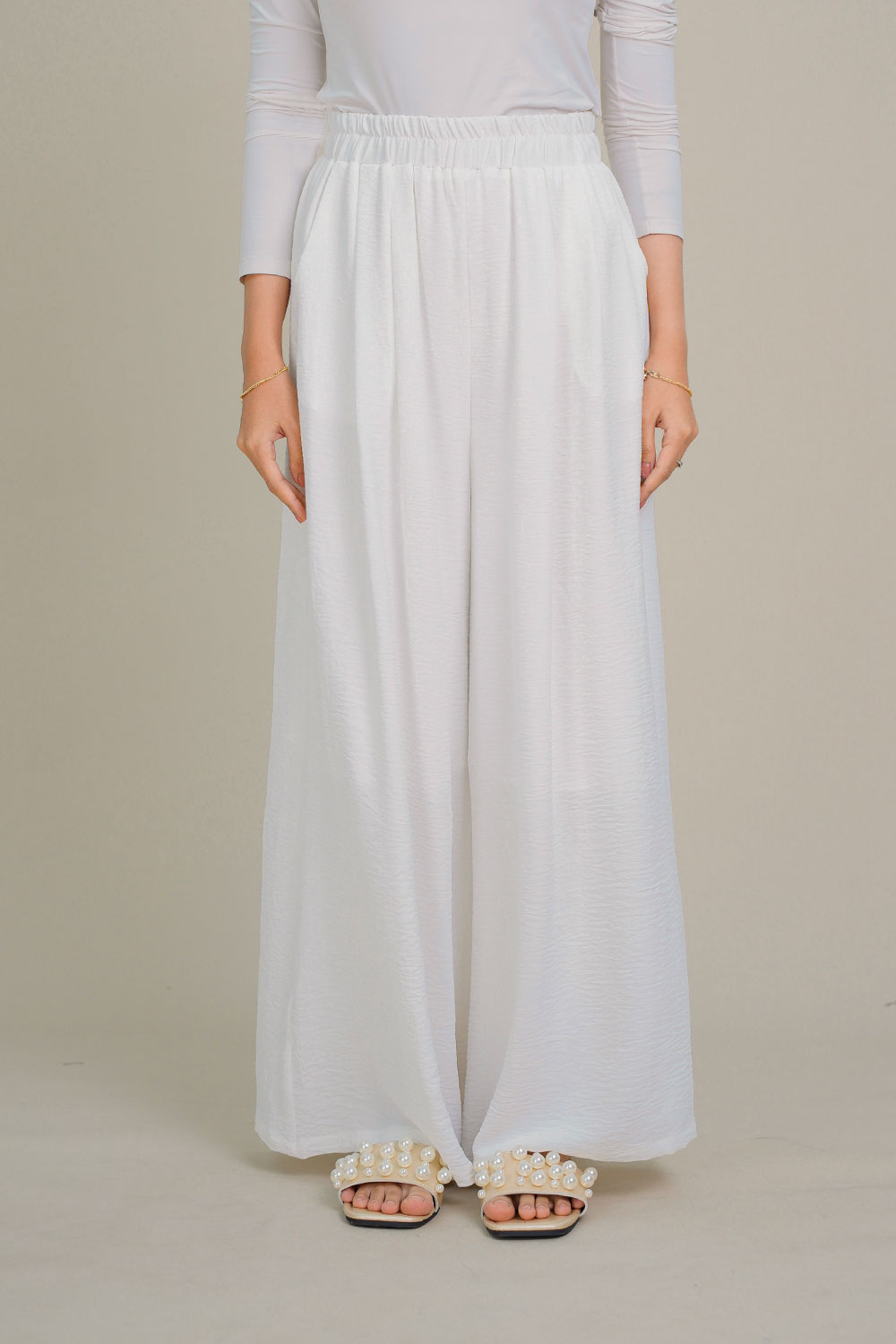 Karen Pants White