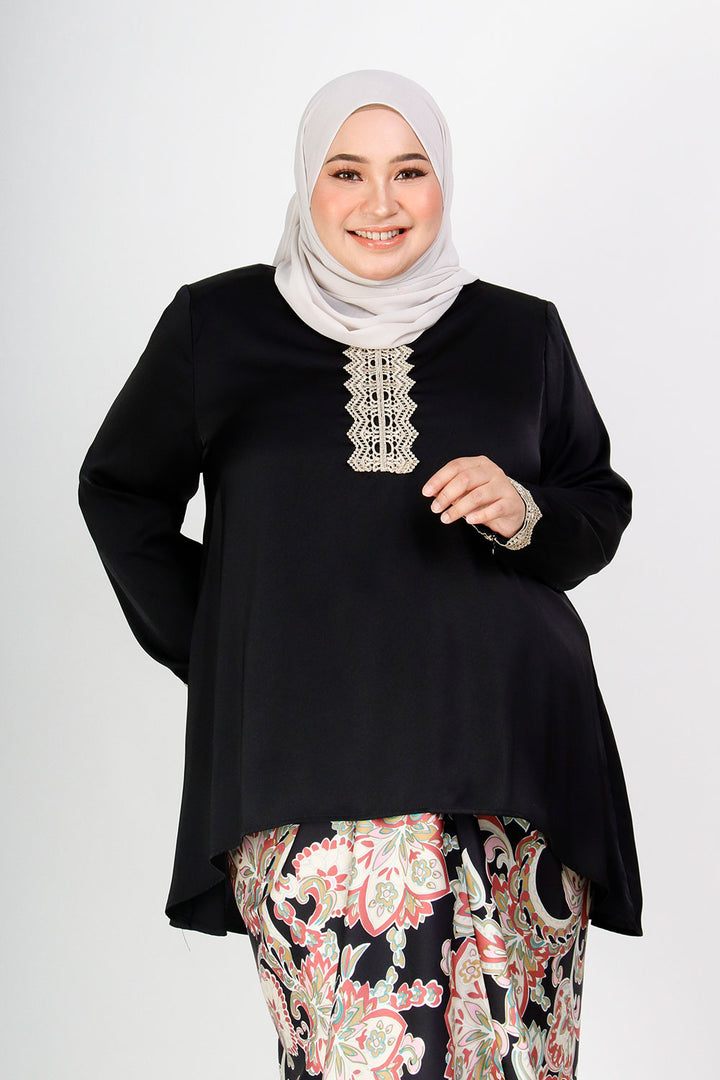 Tasnim Plus Kurung Black