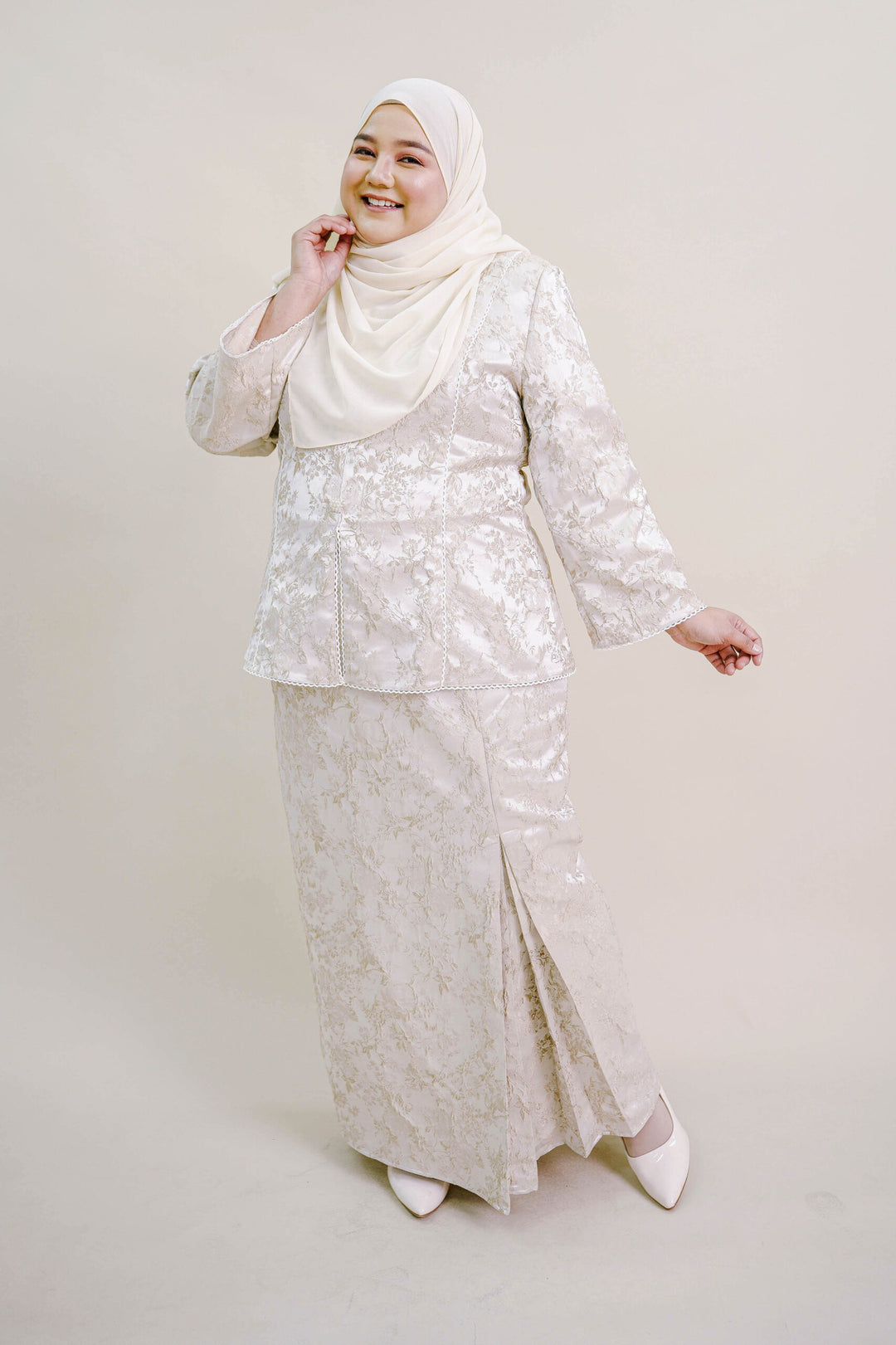 Clarisa Plus Size Kurung in Champagne