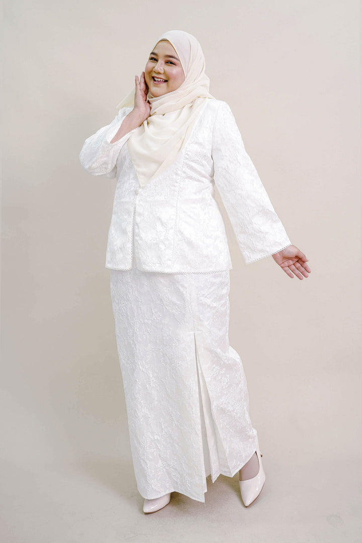 Clarisa Plus Size Kurung in Off White