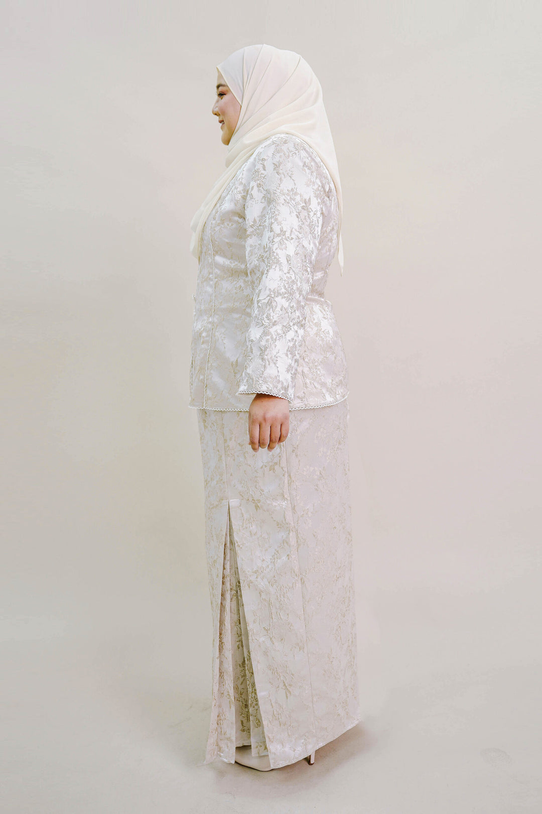 Clarisa Plus Size Kurung in Champagne