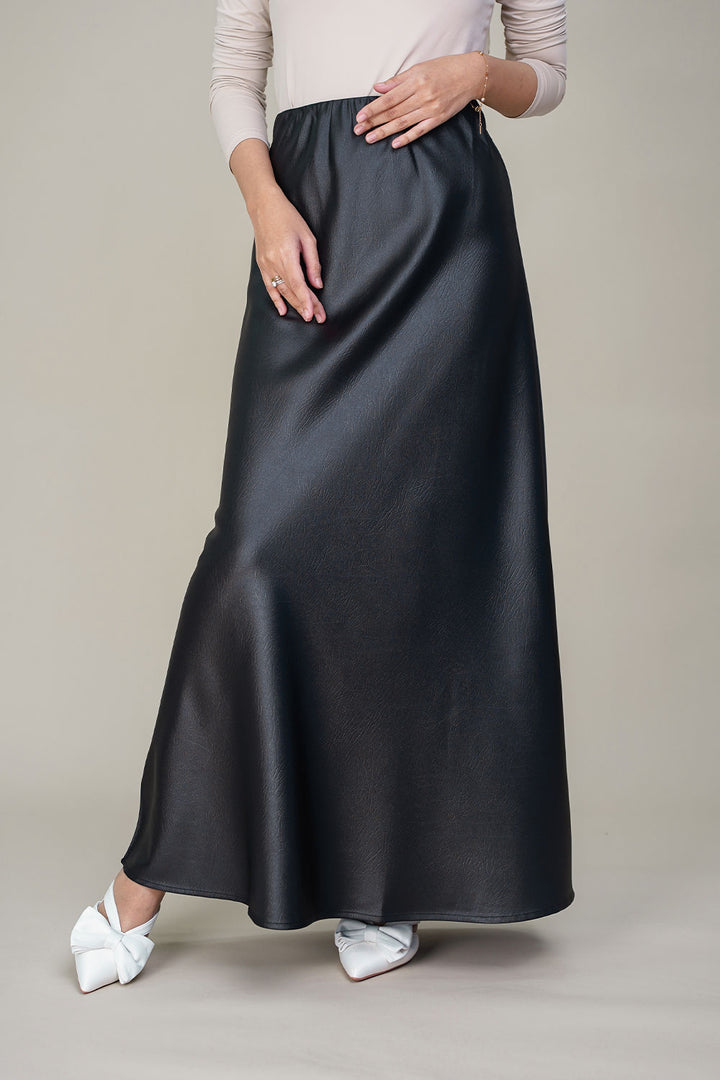 Julia Satin Skirt Black