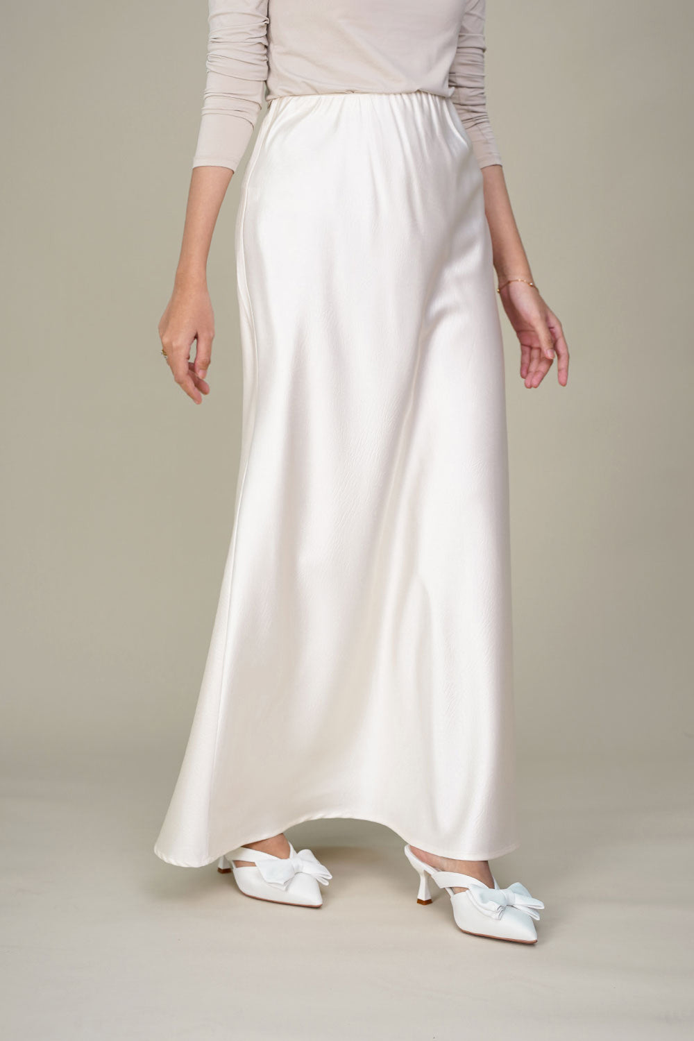 Julia Satin Skirt Beige