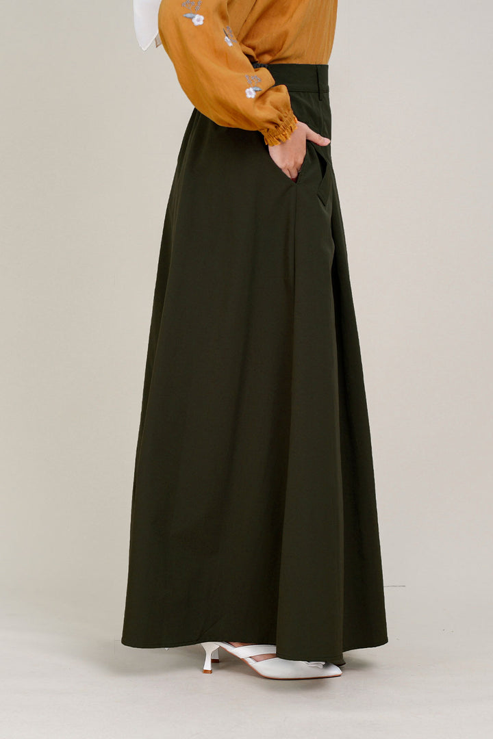 Adley Wide Skirt Green