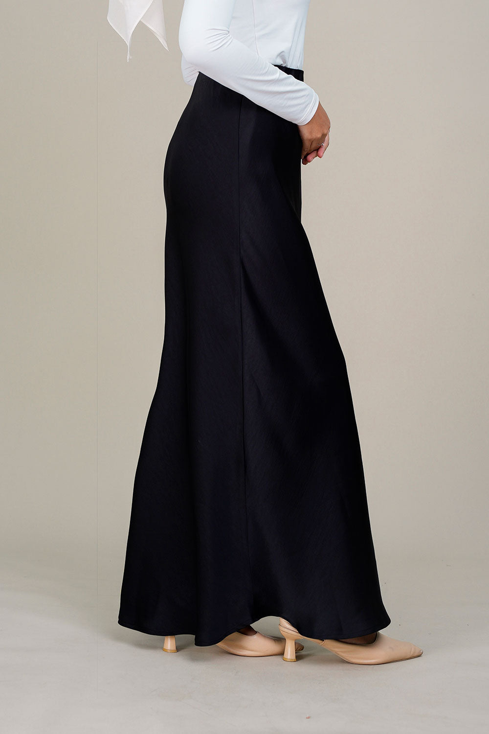 Marina Satin Skirt Black