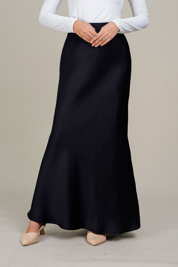 Marina Satin Skirt Black